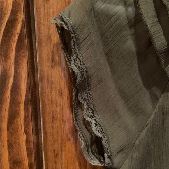 Short sleeve blouse - Picture 2 of 5